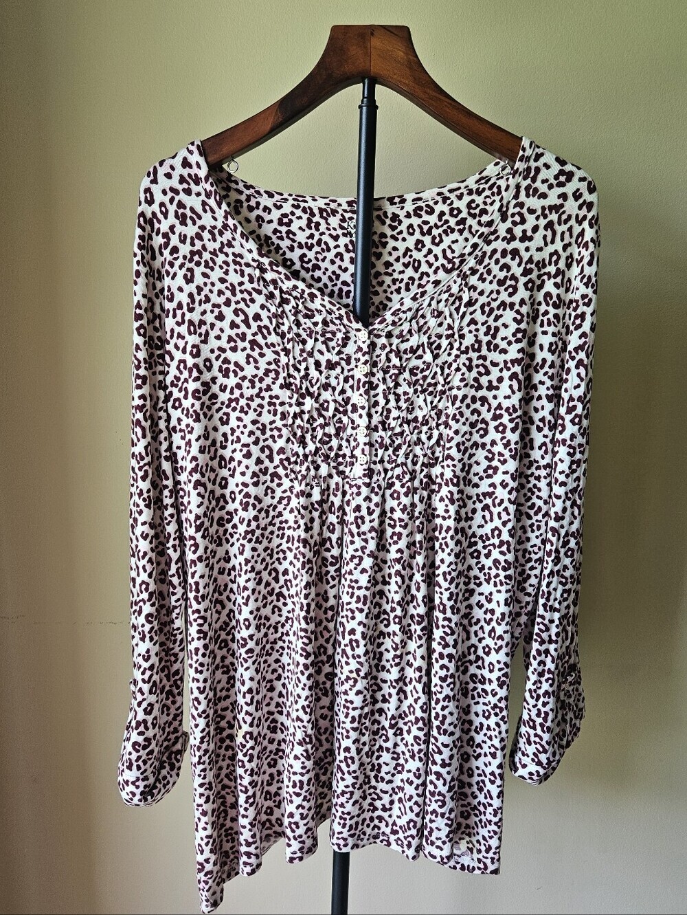 Kim Rogers Cream and Burgundy Leopard Print Long Sleeve Tunic Size XL